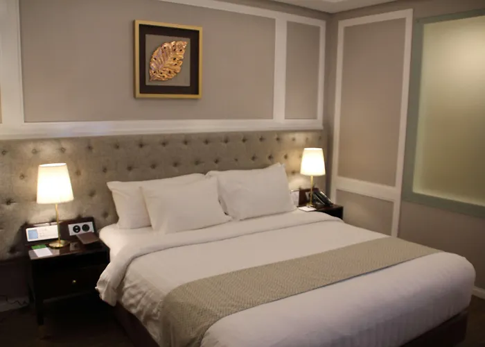 Western Tolleson Hotel
