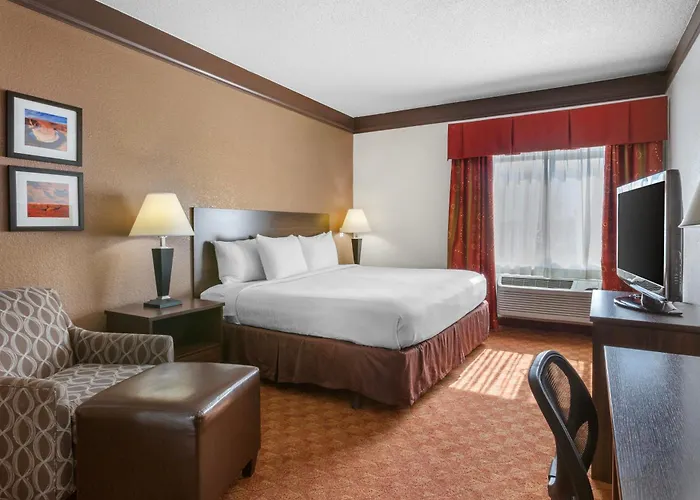 Western Tolleson Hotel 2*