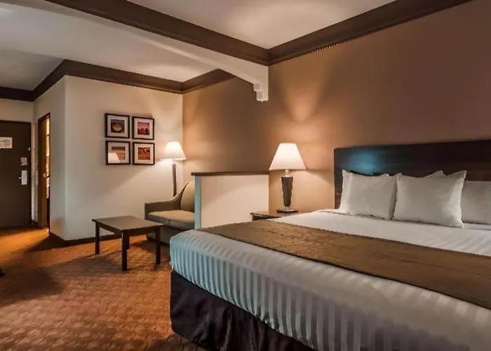 Western Tolleson Hotel 2*
